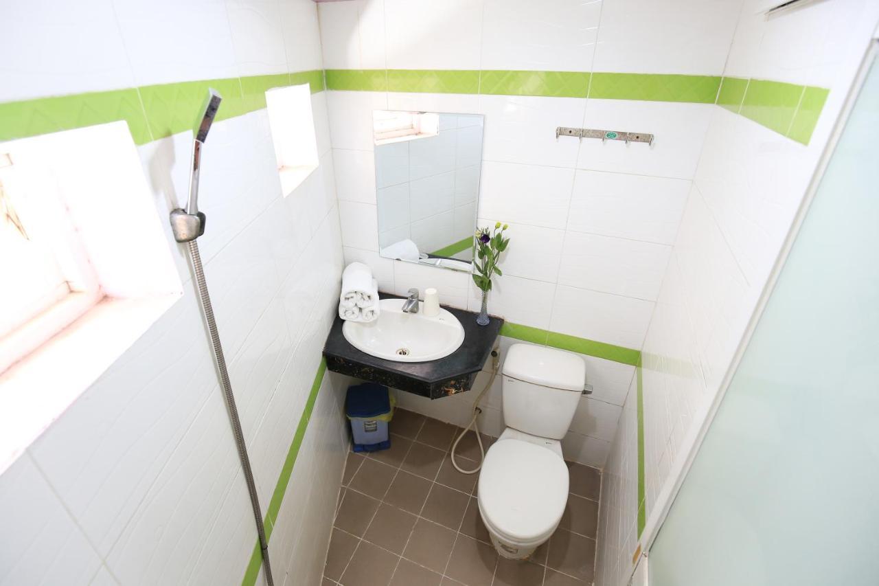 Nguyen Thao Hotel Thành Pho Ho Chí Minh Esterno foto